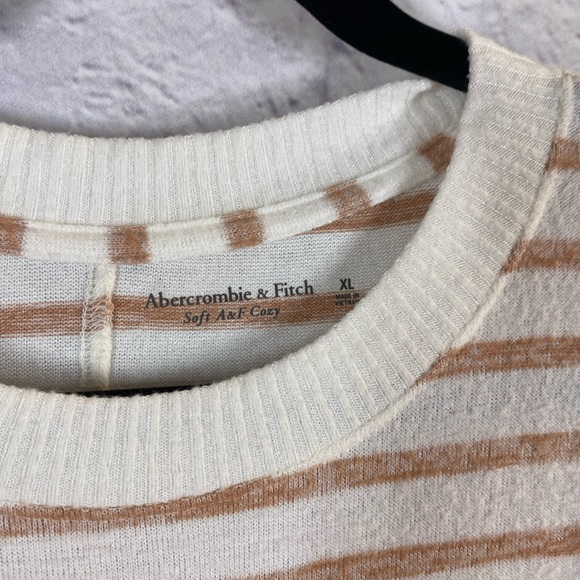 Abercrombie & Fitch Soft Cozy Neutral Striped Sweater Size XL - Picture 5 of 7